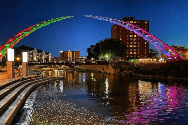 downtown sioux falls south dakota arc of dreams art sculpture