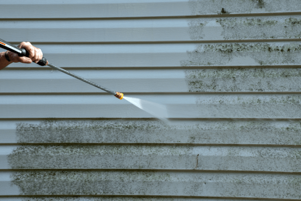 pressure washing vinyl siding